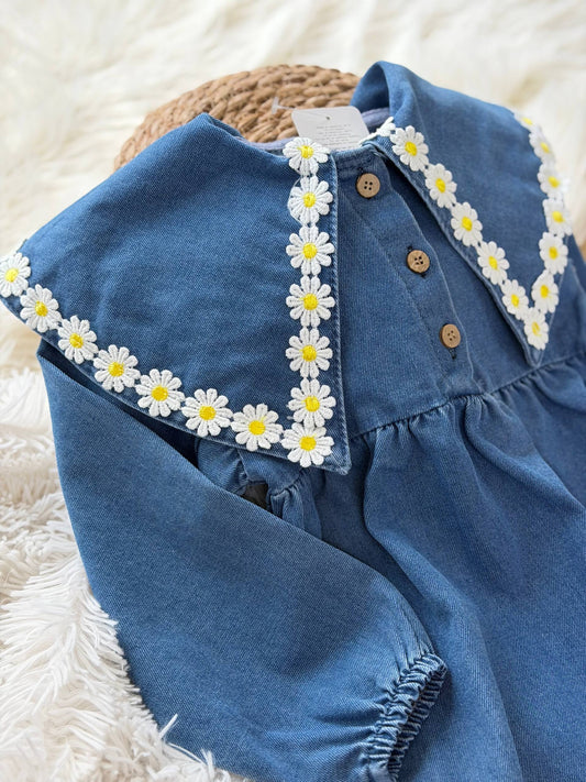 Papatya Detaylı Elbise